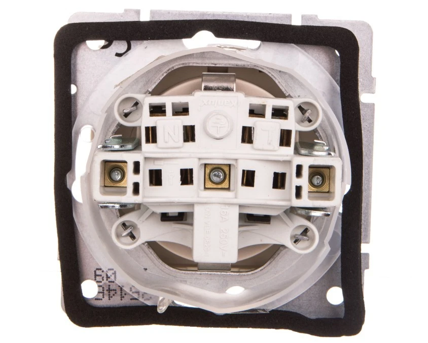 LOGI Gniazdo hermetyczne z klapką 2P+Z IP44 Schuko śrubowe 16A 250V Kremowy 25146 - obrazek 2