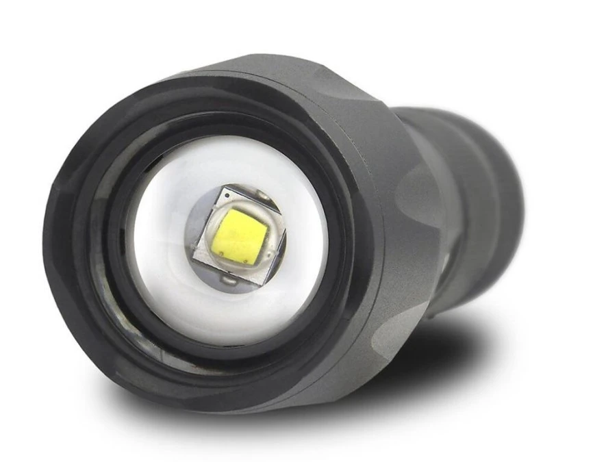 Latarka ręczna diodowa (LED) everActive FL‑600 z diodą CREE XM‑L2 18650 / 3x AAA (R03) - obrazek 2