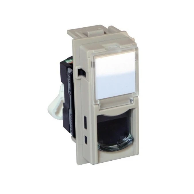 LIVING NOW gniazdo RJ45 UTP kat.5e 1mod. piaskowy beż KM4279C5E - obrazek 1