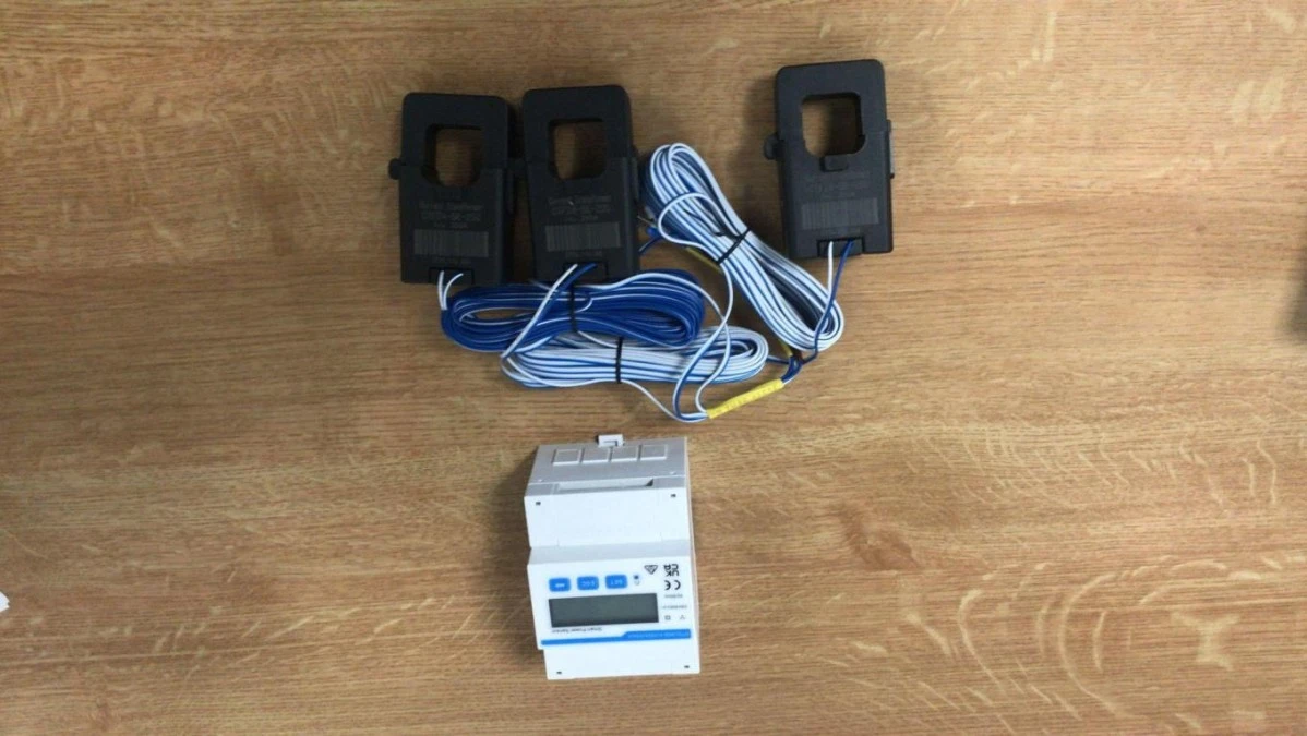 Licznik Huawei DTSU 666‑H‑250A/50mA 3 fazowy z przekładnikami - obrazek 2