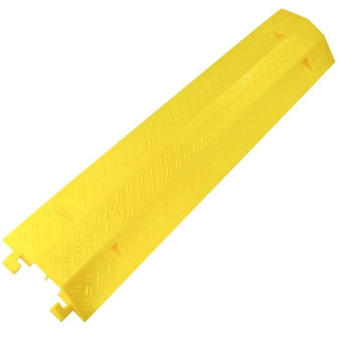 Najazd kablowy próg osłona kabli PE (polietylen) żółty 2 kanały 6 ton 97cm NEKU - obrazek 3