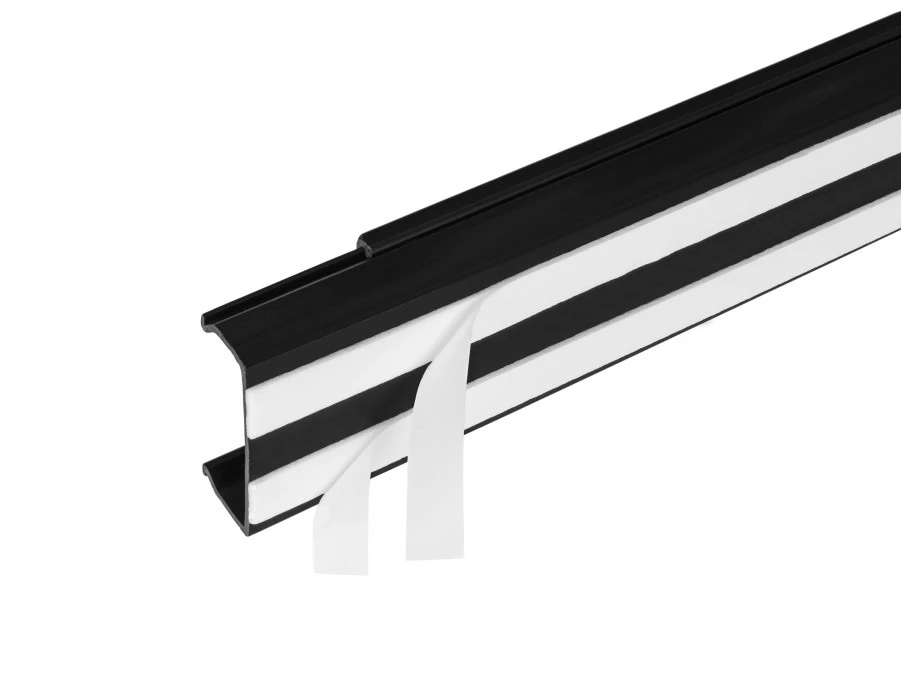 Listwa elektroinstalacyjna nierozp płomienia z taśmą samoprzyl LST35x15 czarna EKO odporna na UV /2m/ 68533 opakowanie 32m - obrazek 1