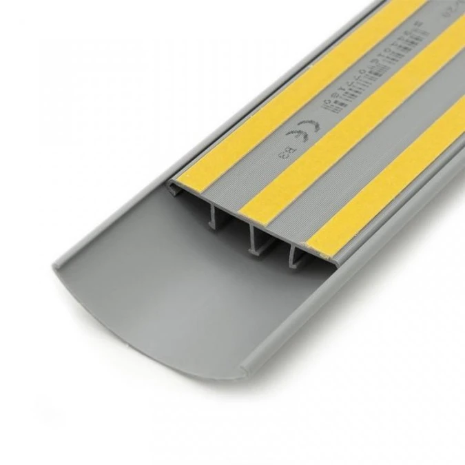 LISTWA MASKUJĄCA RTV DO KABLI SAMOPRZYLEPNA 70x18mm 2m - obrazek 1