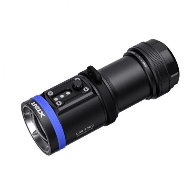 Latarka LED do nurkowania Xtar D30 ‑ 4000lm z UV zestaw z ładowarką i akumulatorami + torba - obrazek 1