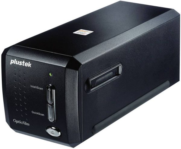 Skaner negatywów, Skaner slajdów Plustek OpticFilm 8200i Ai