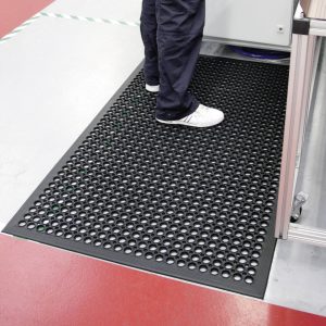 COBA Europe RP010001 RAMPMAT Mata robocza (D x S x W) 1.5 m x 0.9 m x 14 mm czarny COBA Europe RP010001 RAMPMAT Mata robocza (D x S x W) 1.5 m x 0.9 m x 14 mm czarny