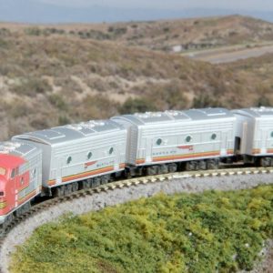 Rokuhan 7297642 Zestaw samochodowy Z Shorty EMD F7 ATSF 2